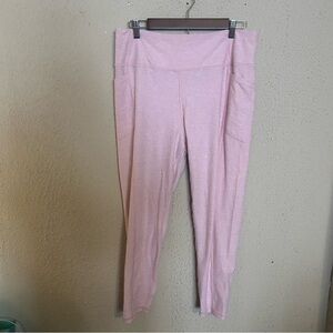 Victoria’s Secret Light Pink Athletic Leggins with side pockets Size XL (16)